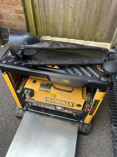 Dewalt dw733 240v planer - planer, /