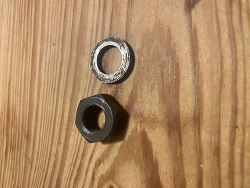 Kity left handed - kity, thread