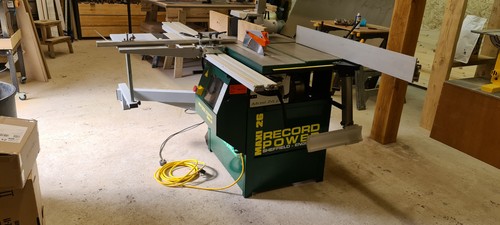 Table saw with - sliding,